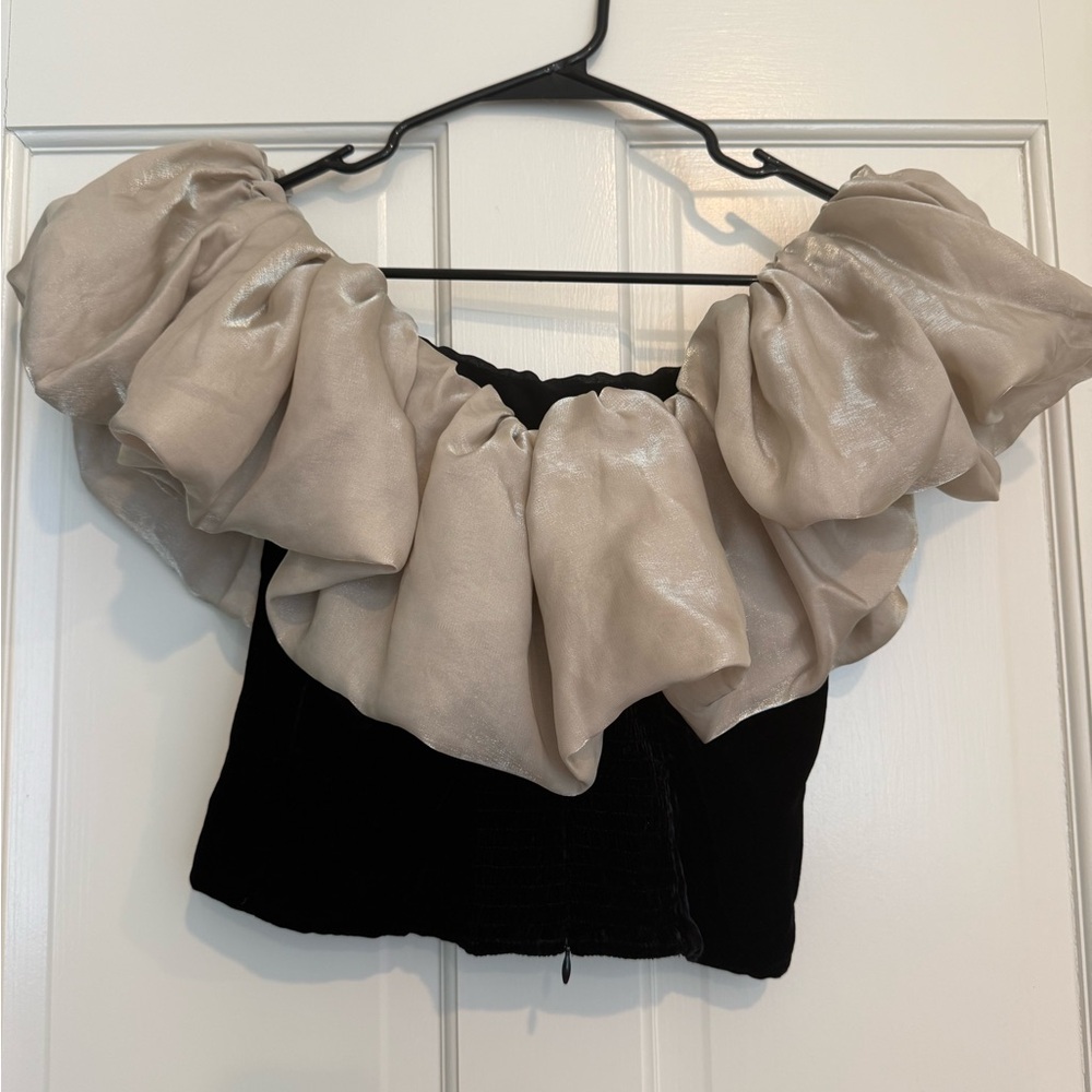 Reformation Off-the-shoulder Top